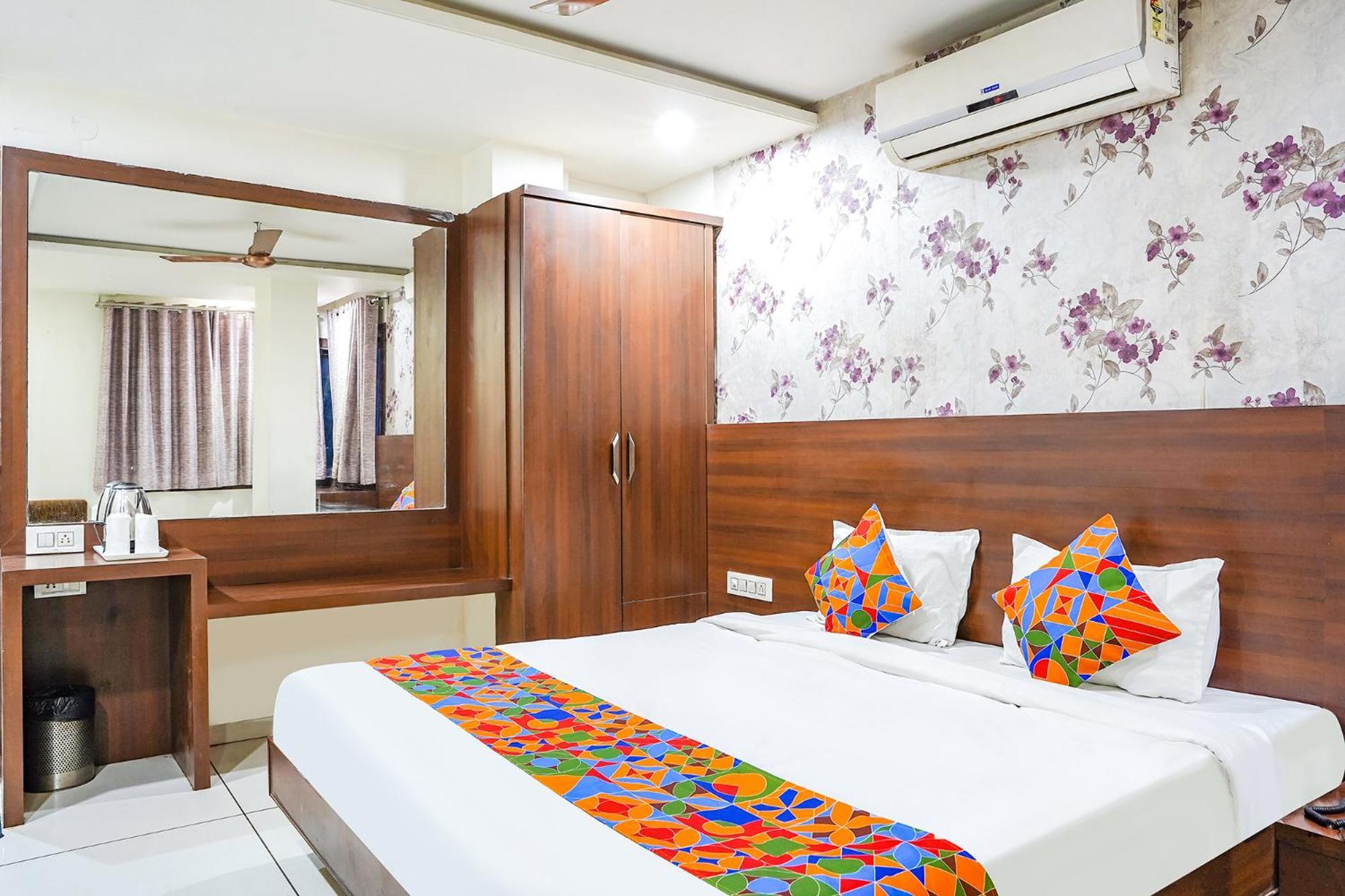 Treebo Hotel Ashirwad Bhopal Bagian luar foto